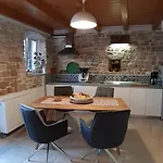 펜션 Casa Bumbara 보드냔