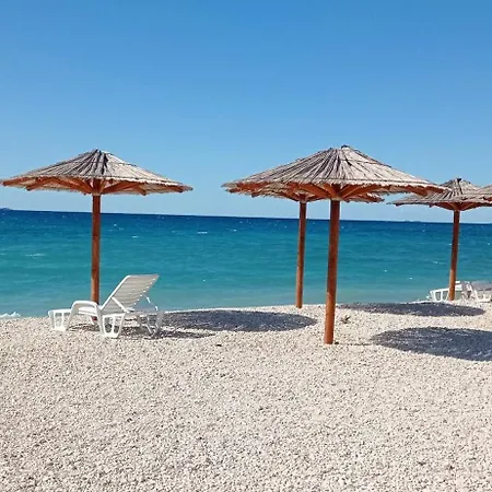 펜션 Casa Bumbara 보드냔