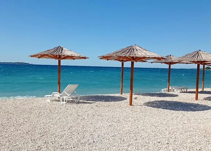 펜션 Casa Bumbara 보드냔